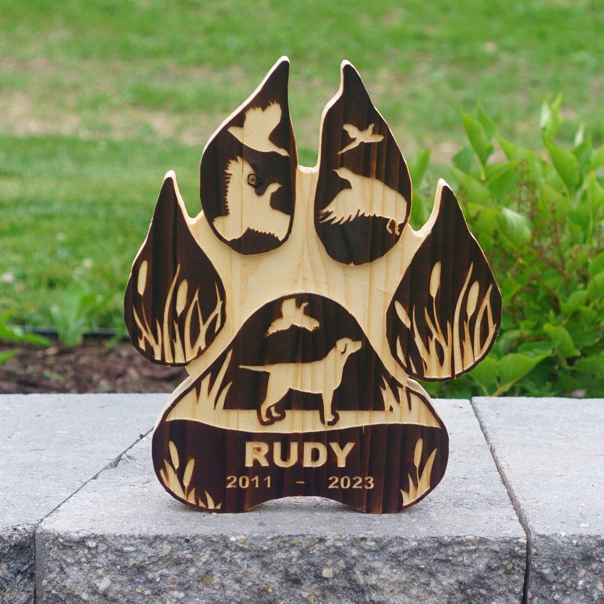 Hunting dog Paw Plaque | Labrador Retriever | Duck | Pheasant | Personalized